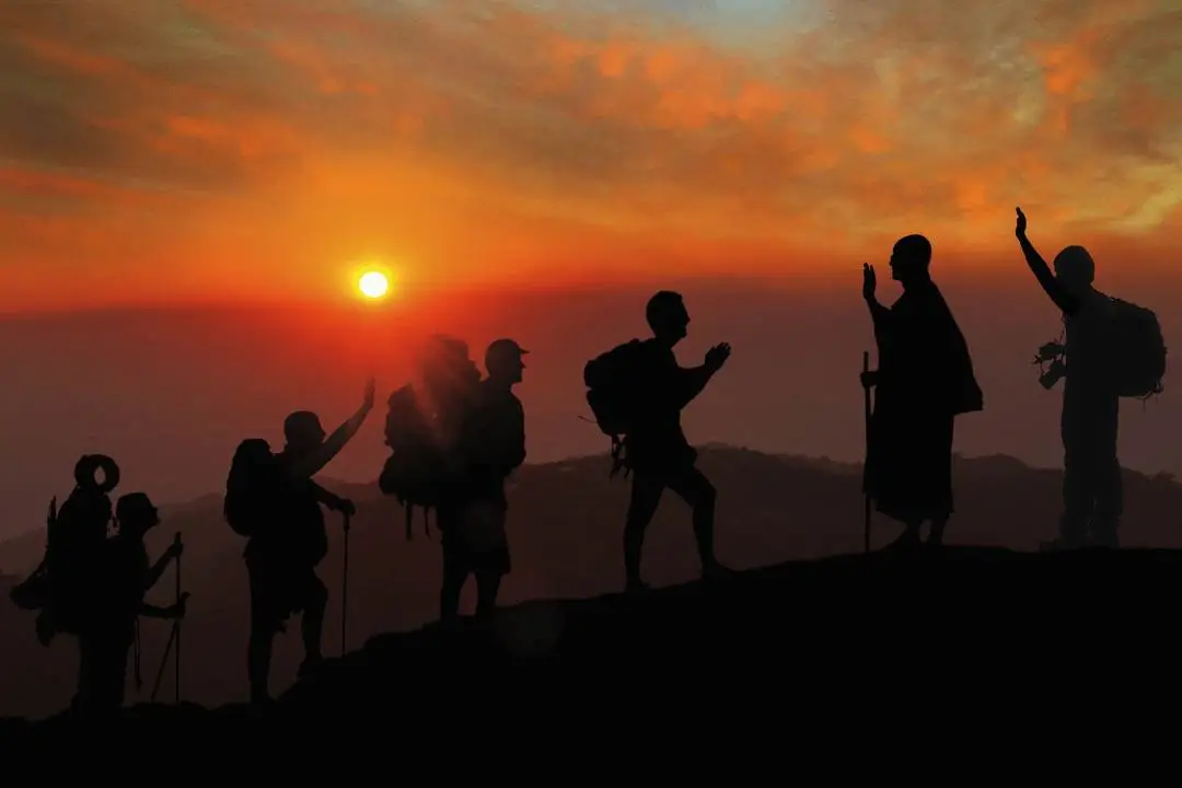 A Hiker’s Guide: Helpful Tips On How To Prepare For A Long Hike?